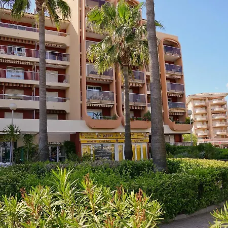 Studio Le Capitole-17 By Interhome Frejus