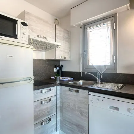 Studio Le Capitole-17 By Interhome Apartamento