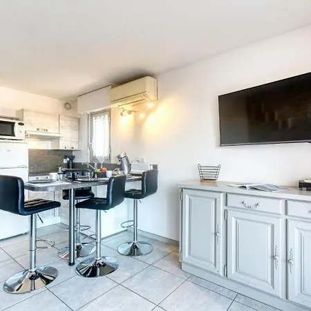 Studio Le Capitole-17 By Interhome Apartamento